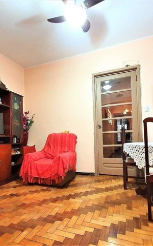 Apartamento à venda com 103m², 3 quartos e sem vaga Apartamento à venda com 103m², 3 quartos e sem vagaSala