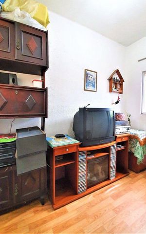Apartamento à venda com 103m², 3 quartos e sem vaga Apartamento à venda com 103m², 3 quartos e sem vagaQuarto