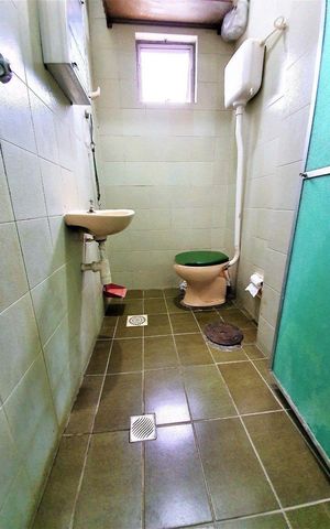 Apartamento à venda com 103m², 3 quartos e sem vaga Apartamento à venda com 103m², 3 quartos e sem vagaBanheiro