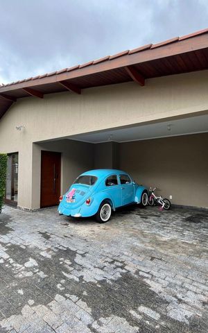 Casa de condomínio à venda com 340m², 4 quartos e 4 vagas Casa de condomínio à venda com 340m², 4 quartos e 4 vagasGaragem
