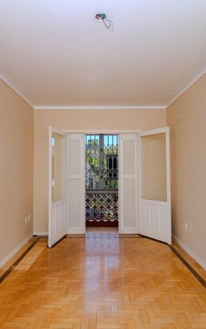 Casa à venda com 200m², 5 quartos e 1 vaga Casa à venda com 200m², 5 quartos e 1 vagaQuarto 1- Segundo Piso