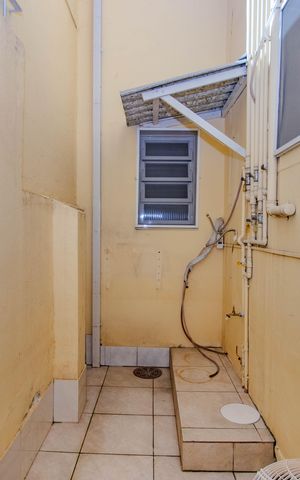 Casa à venda com 200m², 5 quartos e 1 vaga Casa à venda com 200m², 5 quartos e 1 vagaFoço de Luz - Primeiro Piso