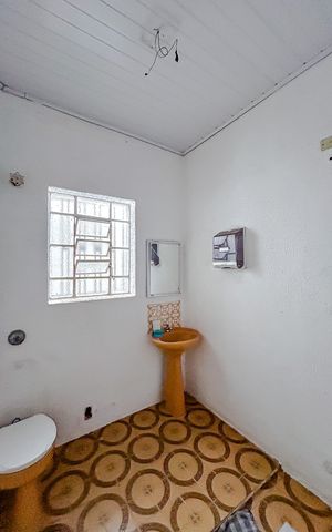 Casa para alugar com 170m², 4 quartos e sem vagaBanheiro 1