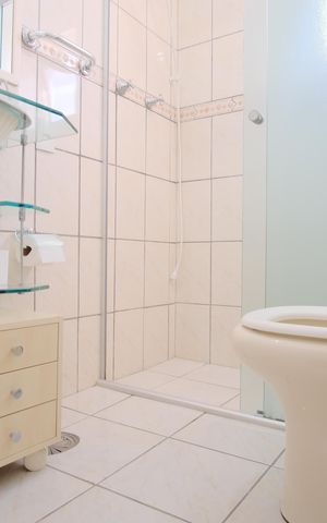 Apartamento à venda com 74m², 3 quartos e 1 vagaBanheiro da Suíte