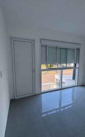 Casa à venda com 90m², 2 quartos e 3 vagas Casa à venda com 90m², 2 quartos e 3 vagasQuarto