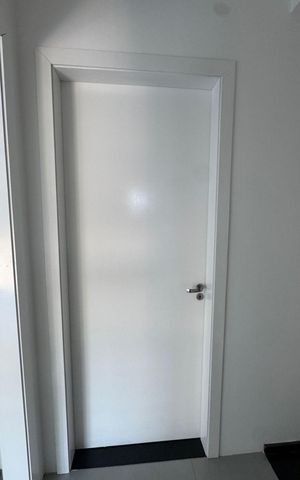 Casa à venda com 90m², 2 quartos e 3 vagas Casa à venda com 90m², 2 quartos e 3 vagasQuarto