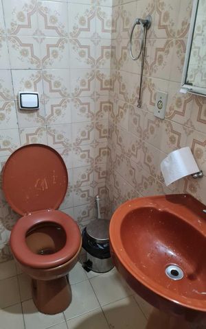 Casa à venda com 140m², 2 quartos e 1 vagaBanheiro