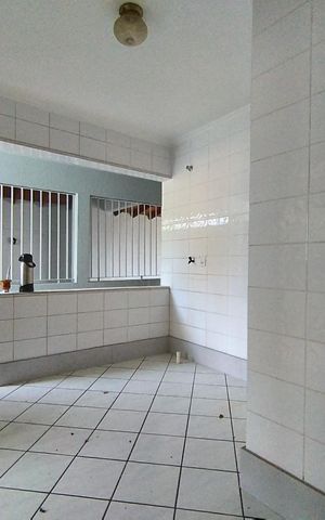 Casa à venda com 204m², 4 quartos e 6 vagas