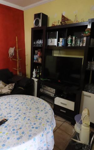 Casa à venda com 100m², 2 quartos e 2 vagasSala