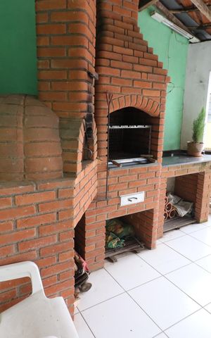 Casa à venda com 100m², 2 quartos e 2 vagasVaranda