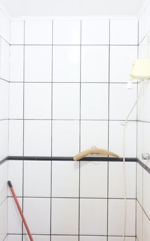 Casa à venda com 100m², 2 quartos e 2 vagasBanheiro da Suíte 1
