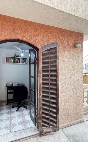 Casa à venda com 184m², 3 quartos e 2 vagas Casa à venda com 184m², 3 quartos e 2 vagasquarto 3