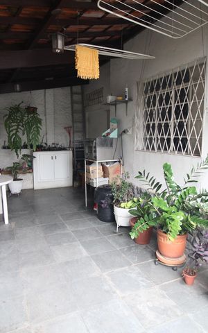 Casa à venda com 475m², 4 quartos e 4 vagasQuintal