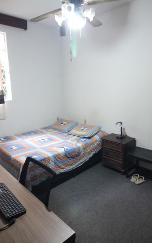 Casa à venda com 475m², 4 quartos e 4 vagasQuarto 2