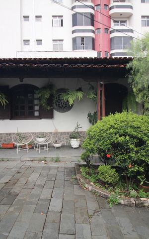 Casa à venda com 475m², 4 quartos e 4 vagasQuintal