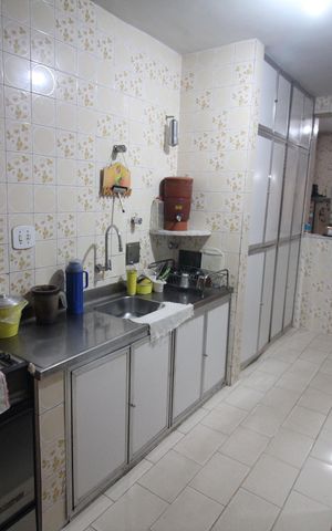 Casa à venda com 475m², 4 quartos e 4 vagasCozinha