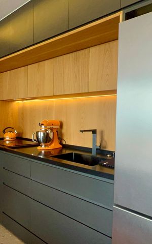 Apartamento à venda com 84m², 2 quartos e 2 vagas Apartamento à venda com 84m², 2 quartos e 2 vagasCozinha
