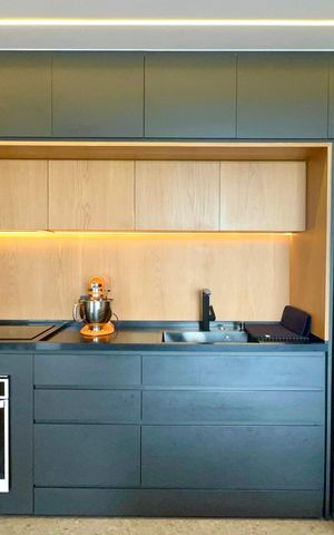 Apartamento à venda com 84m², 2 quartos e 2 vagas Apartamento à venda com 84m², 2 quartos e 2 vagasCozinha