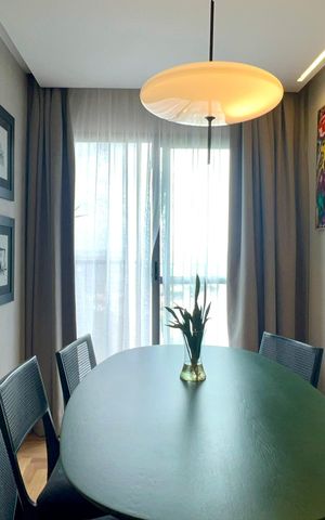 Apartamento à venda com 84m², 2 quartos e 2 vagas Apartamento à venda com 84m², 2 quartos e 2 vagasSala de Jantar