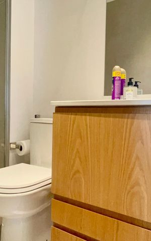 Apartamento à venda com 84m², 2 quartos e 2 vagas Apartamento à venda com 84m², 2 quartos e 2 vagasBanheiro