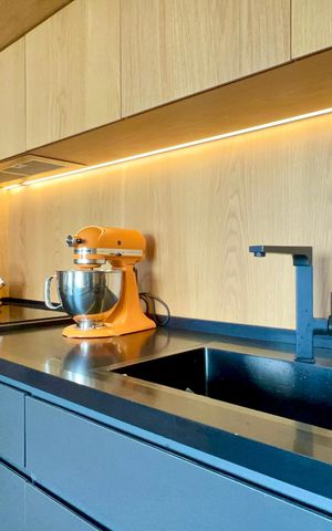 Apartamento à venda com 84m², 2 quartos e 2 vagas Apartamento à venda com 84m², 2 quartos e 2 vagasCozinha