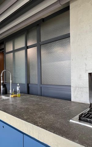 Apartamento à venda com 84m², 2 quartos e 2 vagas Apartamento à venda com 84m², 2 quartos e 2 vagasChurrasqueira