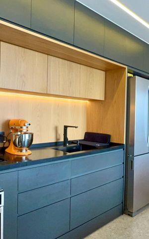 Apartamento à venda com 84m², 2 quartos e 2 vagas Apartamento à venda com 84m², 2 quartos e 2 vagasCozinha