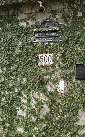 Casa de condomínio à venda com 367m², 4 quartos e 6 vagas