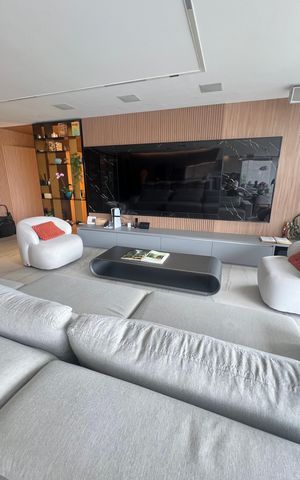 Apartamento à venda com 200m², 3 quartos e 3 vagas