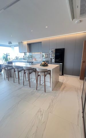 Apartamento à venda com 200m², 3 quartos e 3 vagas
