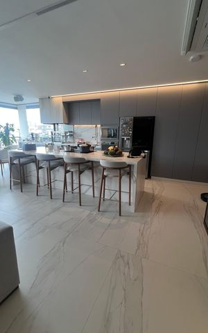 Apartamento à venda com 200m², 3 quartos e 3 vagas