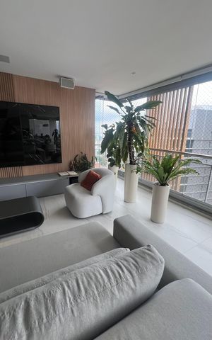 Apartamento à venda com 200m², 3 quartos e 3 vagas