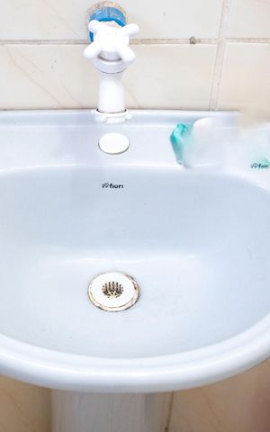 Casa à venda com 350m², 2 quartos e 3 vagasBanheiro 3