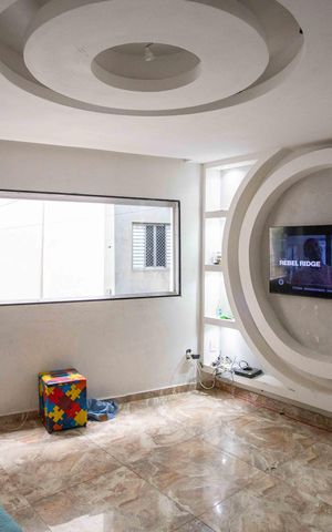 Casa à venda com 350m², 2 quartos e 3 vagasSala