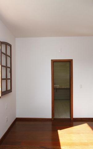 Casa para alugar com 525m², 5 quartos e 10 vagasSuíte
