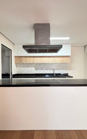 Apartamento para alugar com 94m², 3 quartos e 2 vagas Apartamento para alugar com 94m², 3 quartos e 2 vagasCozinha