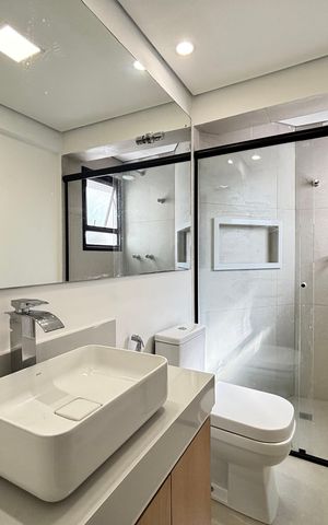 Apartamento para alugar com 94m², 3 quartos e 2 vagas Apartamento para alugar com 94m², 3 quartos e 2 vagasBanheiro da Suíte