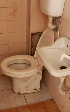 Apartamento à venda com 85m², 2 quartos e sem vagaBanheiro de serviço