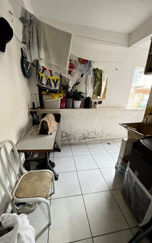 Casa à venda com 150m², 2 quartos e sem vaga Casa à venda com 150m², 2 quartos e sem vagaÁrea de serviço