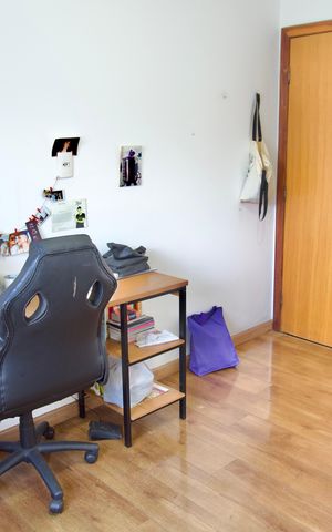 Casa à venda com 220m², 3 quartos e 3 vagas Casa à venda com 220m², 3 quartos e 3 vagasQuarto 2