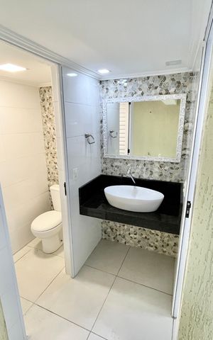 Casa à venda com 247m², 3 quartos e 5 vagas Casa à venda com 247m², 3 quartos e 5 vagasBanheiro da Garagem