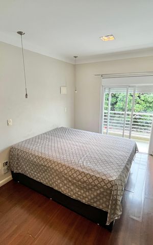Casa à venda com 247m², 3 quartos e 5 vagas Casa à venda com 247m², 3 quartos e 5 vagasQuarto Suíte