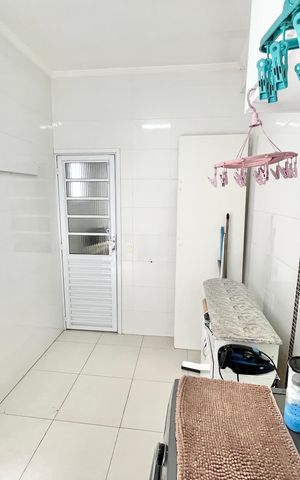 Casa à venda com 247m², 3 quartos e 5 vagas Casa à venda com 247m², 3 quartos e 5 vagasLavanderia