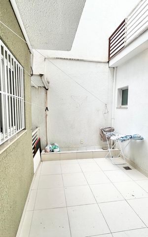 Casa à venda com 247m², 3 quartos e 5 vagas Casa à venda com 247m², 3 quartos e 5 vagasQuintal