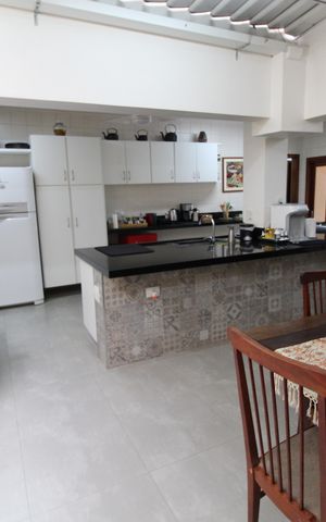 Casa de condomínio para alugar com 464m², 5 quartos e 9 vagasCozinha