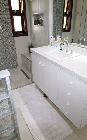 Casa de condomínio para alugar com 464m², 5 quartos e 9 vagasBanheiro da Suíte 1
