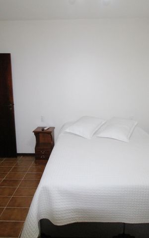Casa de condomínio para alugar com 464m², 5 quartos e 9 vagasQuarto 2