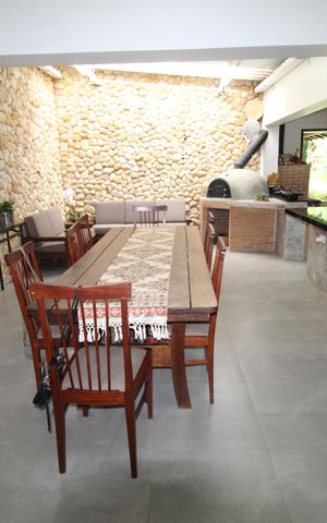 Casa de condomínio para alugar com 464m², 5 quartos e 9 vagasCozinha