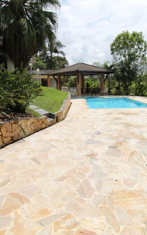 Casa de condomínio para alugar com 464m², 5 quartos e 9 vagasÁrea Externa