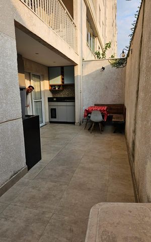 Apartamento à venda com 95m², 3 quartos e 2 vagasVaranda
